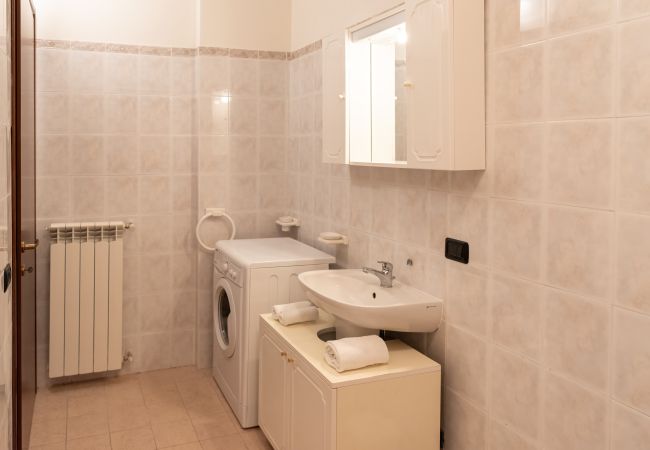 Ferienwohnung in Acquaseria - 2-Bedroom Lake View Apartment C35 Ferienwohnung in Acquaseria - 2-Bedroom Lake View Apartment C35