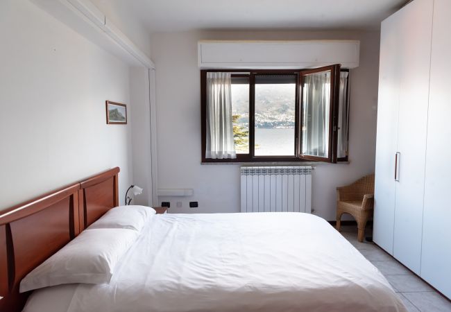 Ferienwohnung in Acquaseria - 2-Bedroom Lake View Apartment C35 Ferienwohnung in Acquaseria - 2-Bedroom Lake View Apartment C35