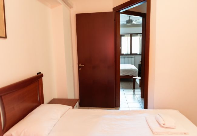 Ferienwohnung in Acquaseria - 2-Bedroom Lake View Apartment C35 Ferienwohnung in Acquaseria - 2-Bedroom Lake View Apartment C35