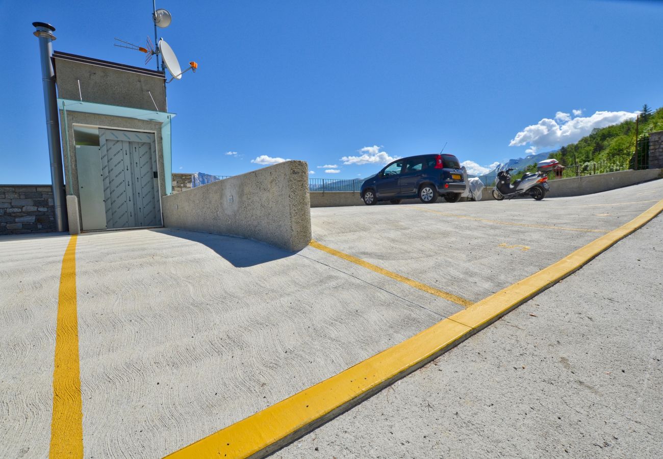 Ferienwohnung in Menaggio - 2 Bedroom Airconditioned Lake View Apartment Felice sul Lago Ferienwohnung in Menaggio - 2 Bedroom Airconditioned Lake View Apartment Felice sul Lago