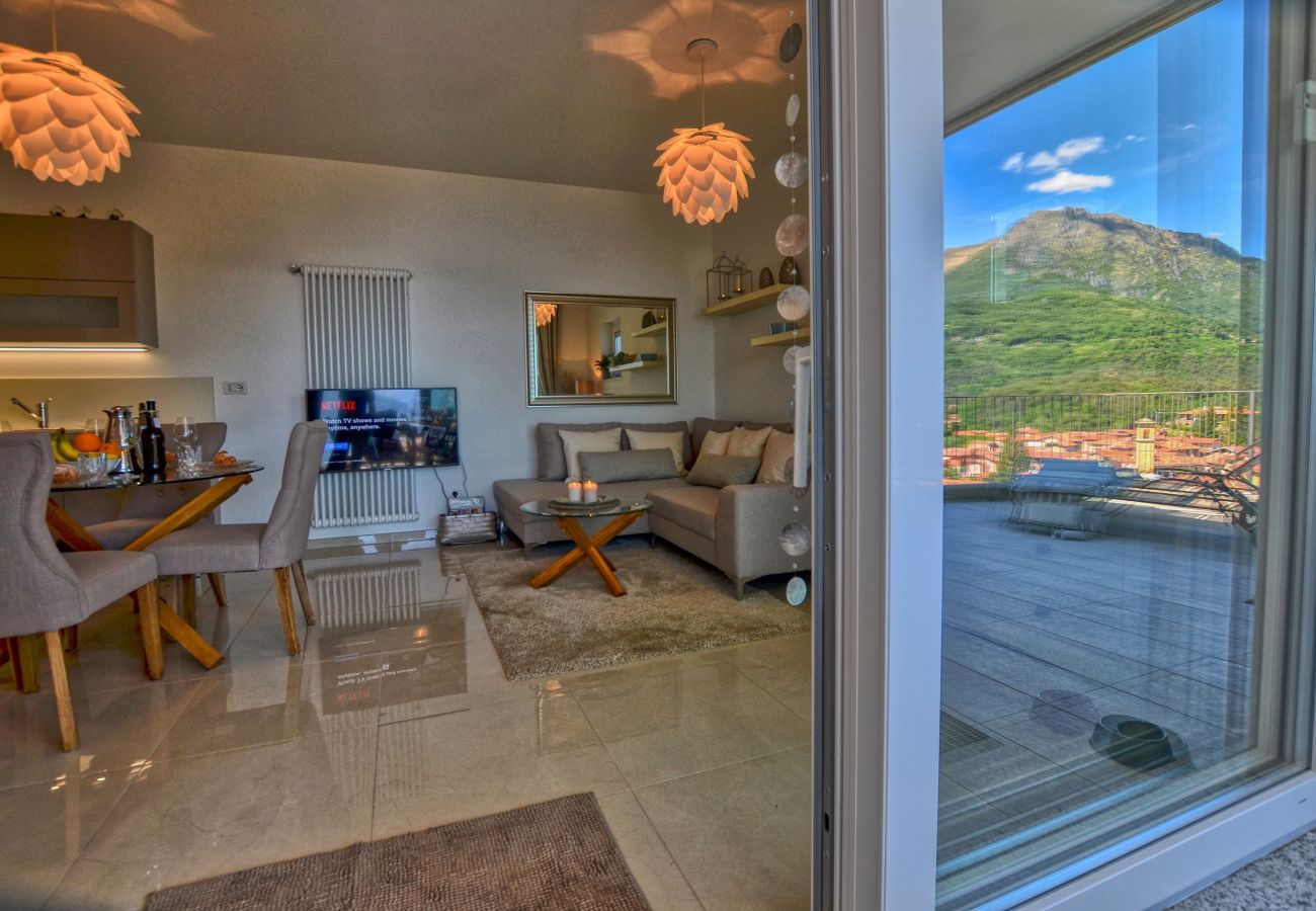 Ferienwohnung in Menaggio - 2 Bedroom Airconditioned Lake View Apartment Felice sul Lago Ferienwohnung in Menaggio - 2 Bedroom Airconditioned Lake View Apartment Felice sul Lago