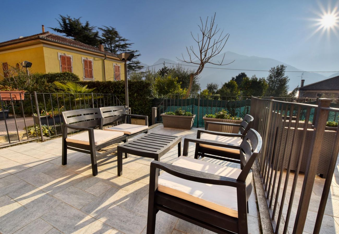 Ferienwohnung in Acquaseria - Airconditioned 1-Bedroom Terrace Apartment Bello Posto Ferienwohnung in Acquaseria - Airconditioned 1-Bedroom Terrace Apartment Bello Posto