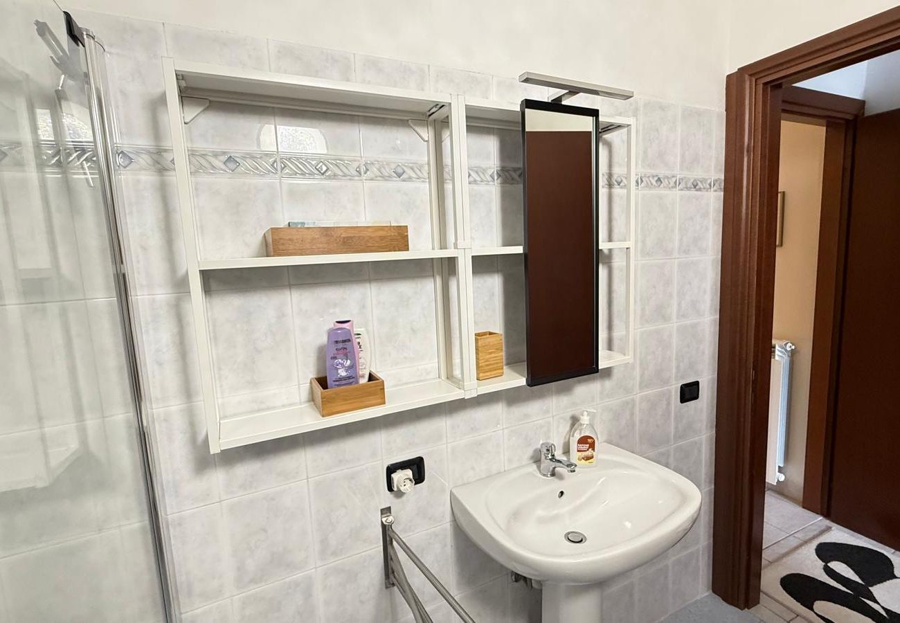 Ferienwohnung in Acquaseria - Airconditioned 1-Bedroom Terrace Apartment Bello Posto Ferienwohnung in Acquaseria - Airconditioned 1-Bedroom Terrace Apartment Bello Posto