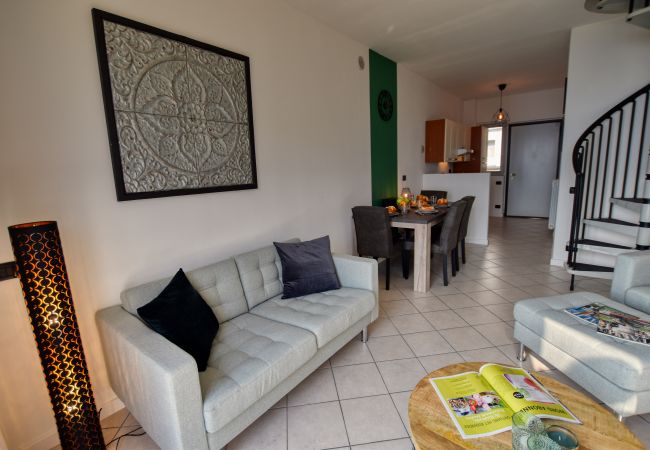 Ferienwohnung in Acquaseria - Casa con Vista Airconditioned 2-Bedroom Apartment Ferienwohnung in Acquaseria - Casa con Vista Airconditioned 2-Bedroom Apartment