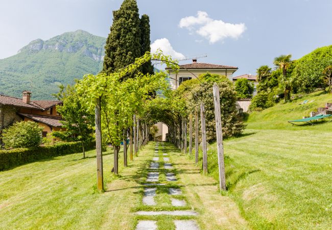 Villa in Menaggio - Villa Pergola Villa in Menaggio - Villa Pergola