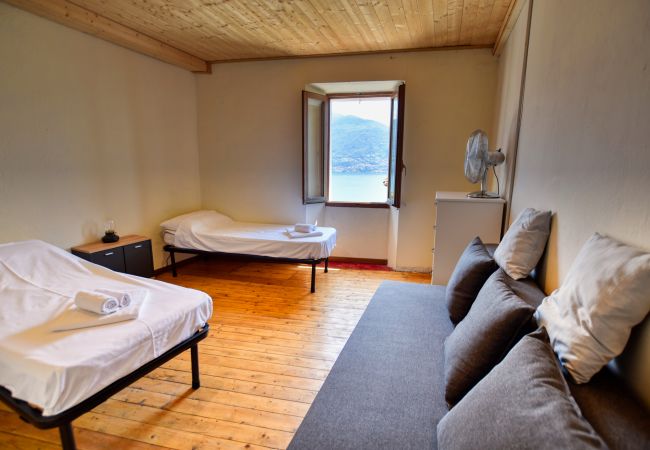 Ferienhaus in Acquaseria - 2-Bedroom Lake View Casa Gary  Ferienhaus in Acquaseria - 2-Bedroom Lake View Casa Gary