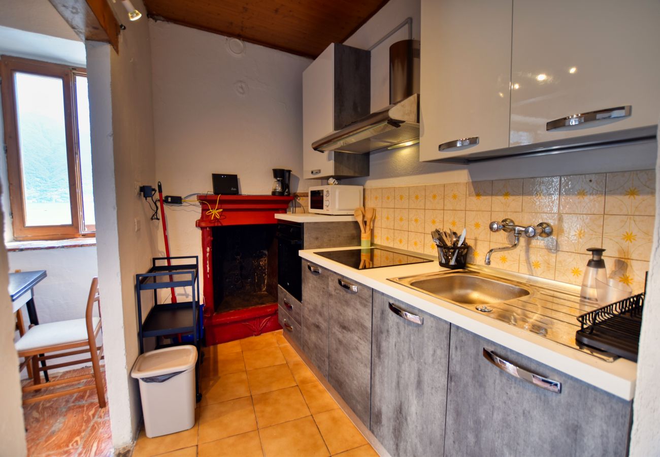 Ferienhaus in Acquaseria - 2-Bedroom Lake View Casa Gary  Ferienhaus in Acquaseria - 2-Bedroom Lake View Casa Gary