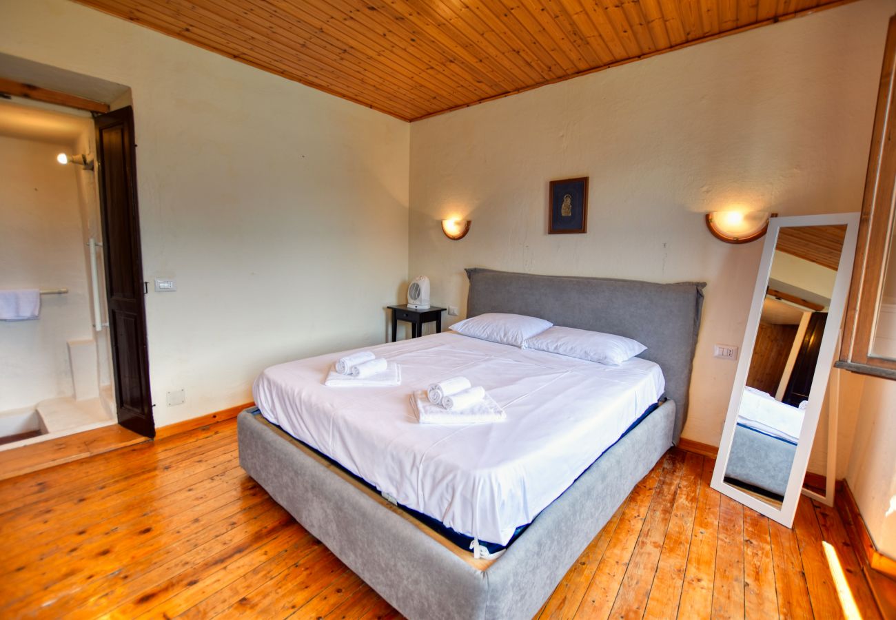 Ferienhaus in Acquaseria - 2-Bedroom Lake View Casa Gary  Ferienhaus in Acquaseria - 2-Bedroom Lake View Casa Gary