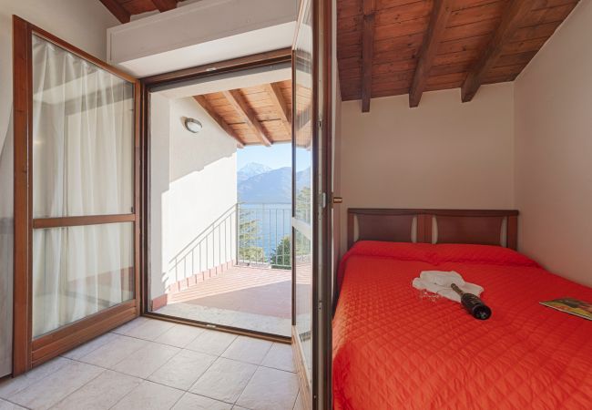 Appartamento a Acquaseria - Two-Bedroom Lake View Apartment At The Lake Appartamento a Acquaseria - Two-Bedroom Lake View Apartment At The Lake