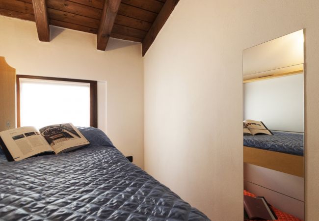 Appartamento a Acquaseria - Two-Bedroom Lake View Apartment At The Lake Appartamento a Acquaseria - Two-Bedroom Lake View Apartment At The Lake