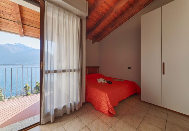 Appartamento a Acquaseria - Two-Bedroom Lake View Apartment At The Lake Appartamento a Acquaseria - Two-Bedroom Lake View Apartment At The Lake