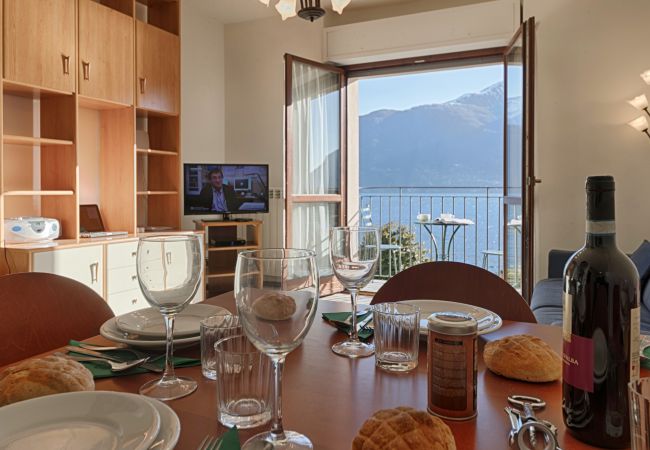 Appartamento a Acquaseria - Two-Bedroom Lake View Apartment At The Lake Appartamento a Acquaseria - Two-Bedroom Lake View Apartment At The Lake