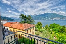 Appartamento a Acquaseria - Two-Bedroom Lake View Apartment At The...