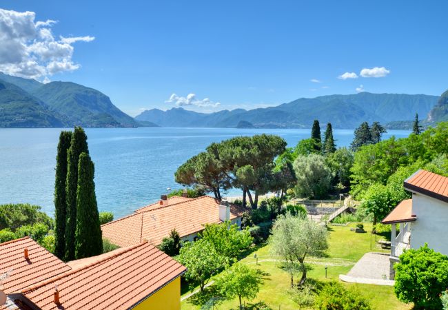 Appartamento a Acquaseria -  3-Bedroom Lake View Apartment Camelia Appartamento a Acquaseria -  3-Bedroom Lake View Apartment Camelia