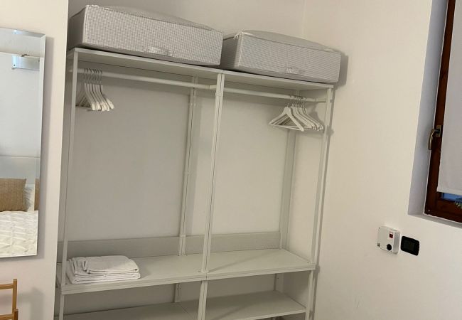 Appartamento a Acquaseria - Airconditioned 1-Bedroom Terrace Apartment Bello Posto Appartamento a Acquaseria - Airconditioned 1-Bedroom Terrace Apartment Bello Posto