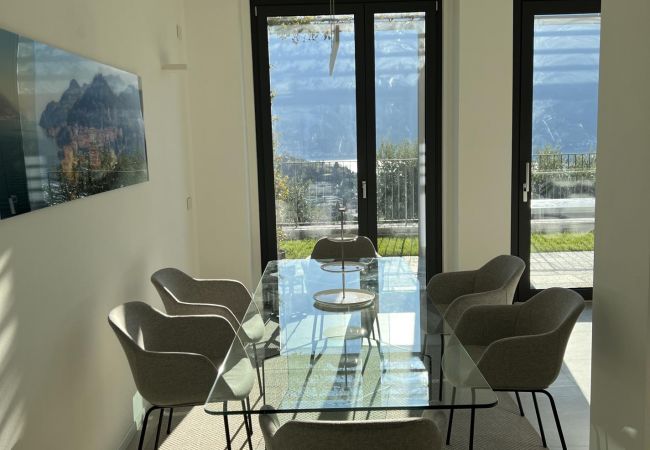 Appartamento a Lenno - Casa Antonia 2-Bedroom Deluxe Lake View Apartment Appartamento a Lenno - Casa Antonia 2-Bedroom Deluxe Lake View Apartment