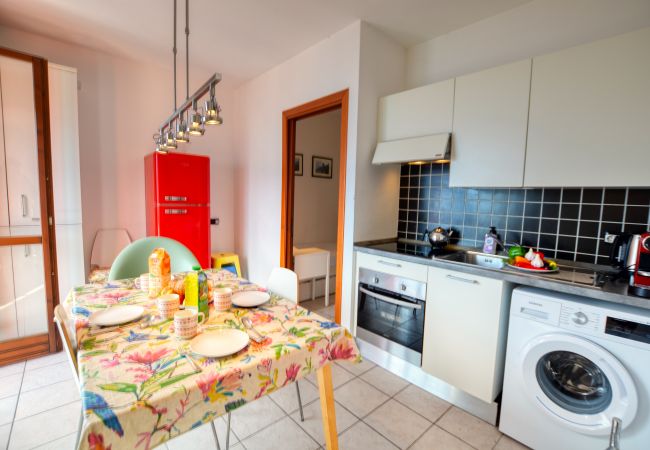 Appartamento a Acquaseria - Lake View Apartment Golden Triangle Appartamento a Acquaseria - Lake View Apartment Golden Triangle