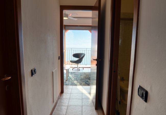 Appartamento a Acquaseria - Lake View Apartment Golden Triangle Appartamento a Acquaseria - Lake View Apartment Golden Triangle