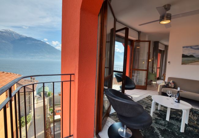 Appartamento a Acquaseria - Lake View Apartment Golden Triangle Appartamento a Acquaseria - Lake View Apartment Golden Triangle