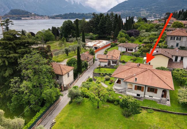 Villa a Griante - Villa Griante: Lake Center, 3-Bedroom, Large Garden, Garage 