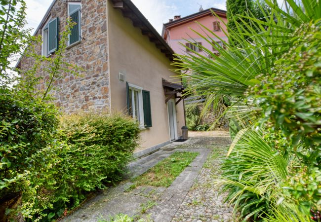 Appartamento a San Siro - Villa Betty Appartamento a San Siro - Villa Betty