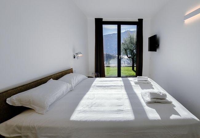 Appartement in Lenno - Casa Antonia 2-Bedroom Deluxe Lake View Apartment Appartement in Lenno - Casa Antonia 2-Bedroom Deluxe Lake View Apartment