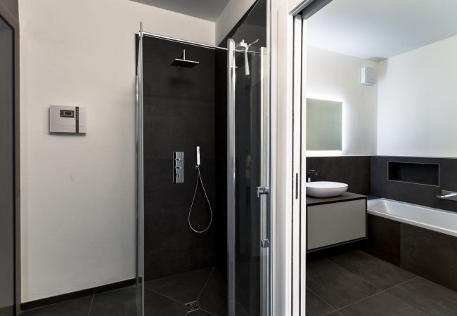 Appartement in Lenno - Casa Antonia 2-Bedroom Deluxe Lake View Apartment Appartement in Lenno - Casa Antonia 2-Bedroom Deluxe Lake View Apartment