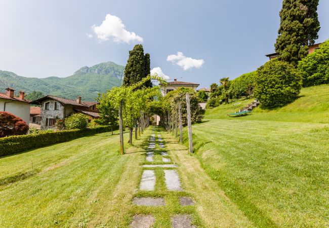 Villa in Menaggio - Villa Pergola Villa in Menaggio - Villa Pergola