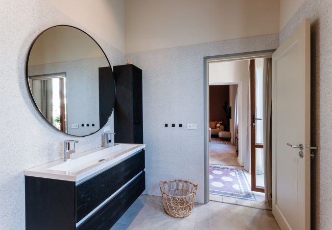 Appartement in Acquaseria - Azalea Moderna Appartement in Acquaseria - Azalea Moderna