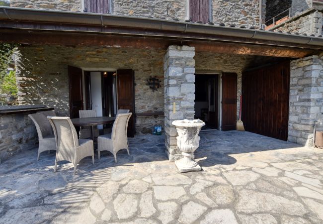 Huis in Sant´Abbondio - Roncate Rustico  Huis in Sant´Abbondio - Roncate Rustico