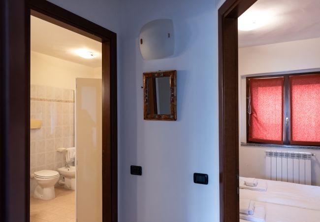 Apartment in Acquaseria - 2-Bedroom Lake View Apartment C35 Apartment in Acquaseria - 2-Bedroom Lake View Apartment C35