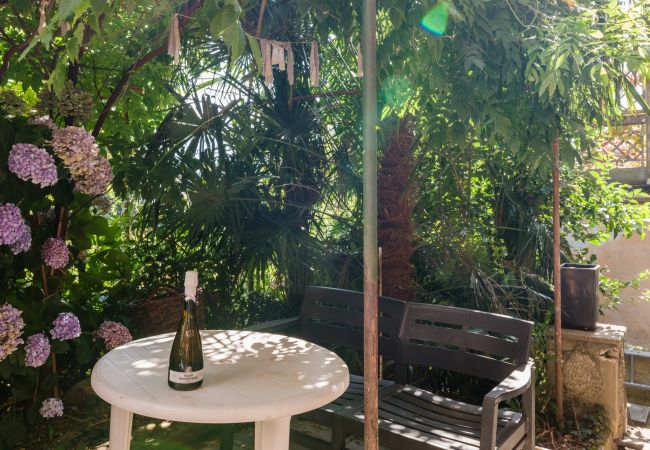 Apartment in Acquaseria - Azalea Moderna Apartment in Acquaseria - Azalea Moderna